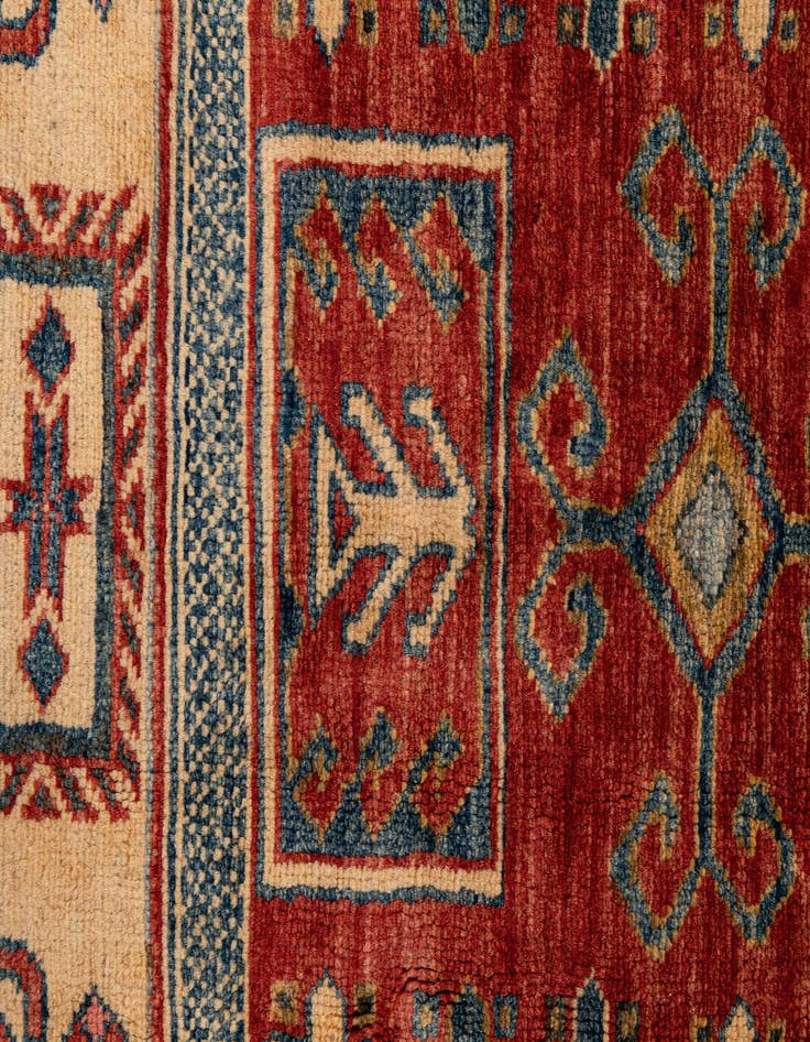 Detail image of 5' 10 x 7' 7  Hand Knotted Kazak Wool Rug