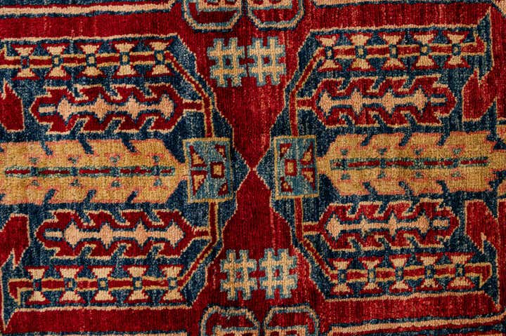 5' 11 x 7' 10 Hand Knotted Kazak Wool Rug