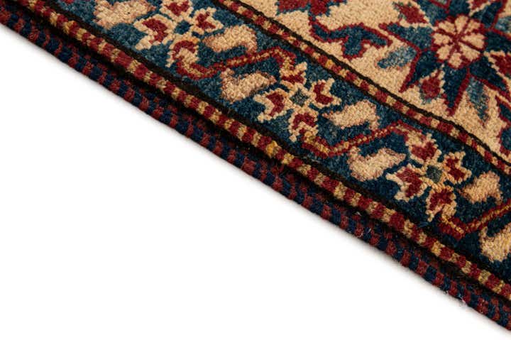 4' 11 x 6' 5 Hand Knotted Kazak Wool Rug