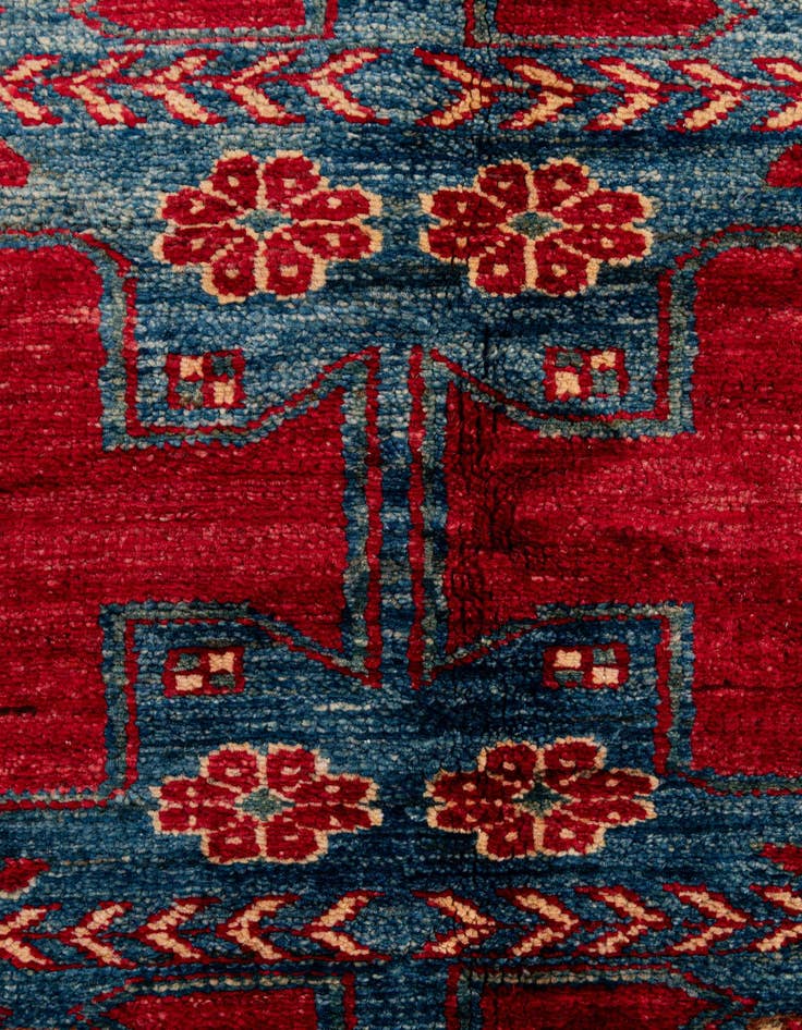 Detail image of 5' 2 x 6' 5  Hand Knotted Kazak Wool Rug