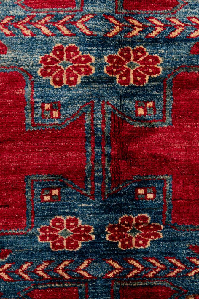 5' 2 x 6' 5 Hand Knotted Kazak Wool Rug