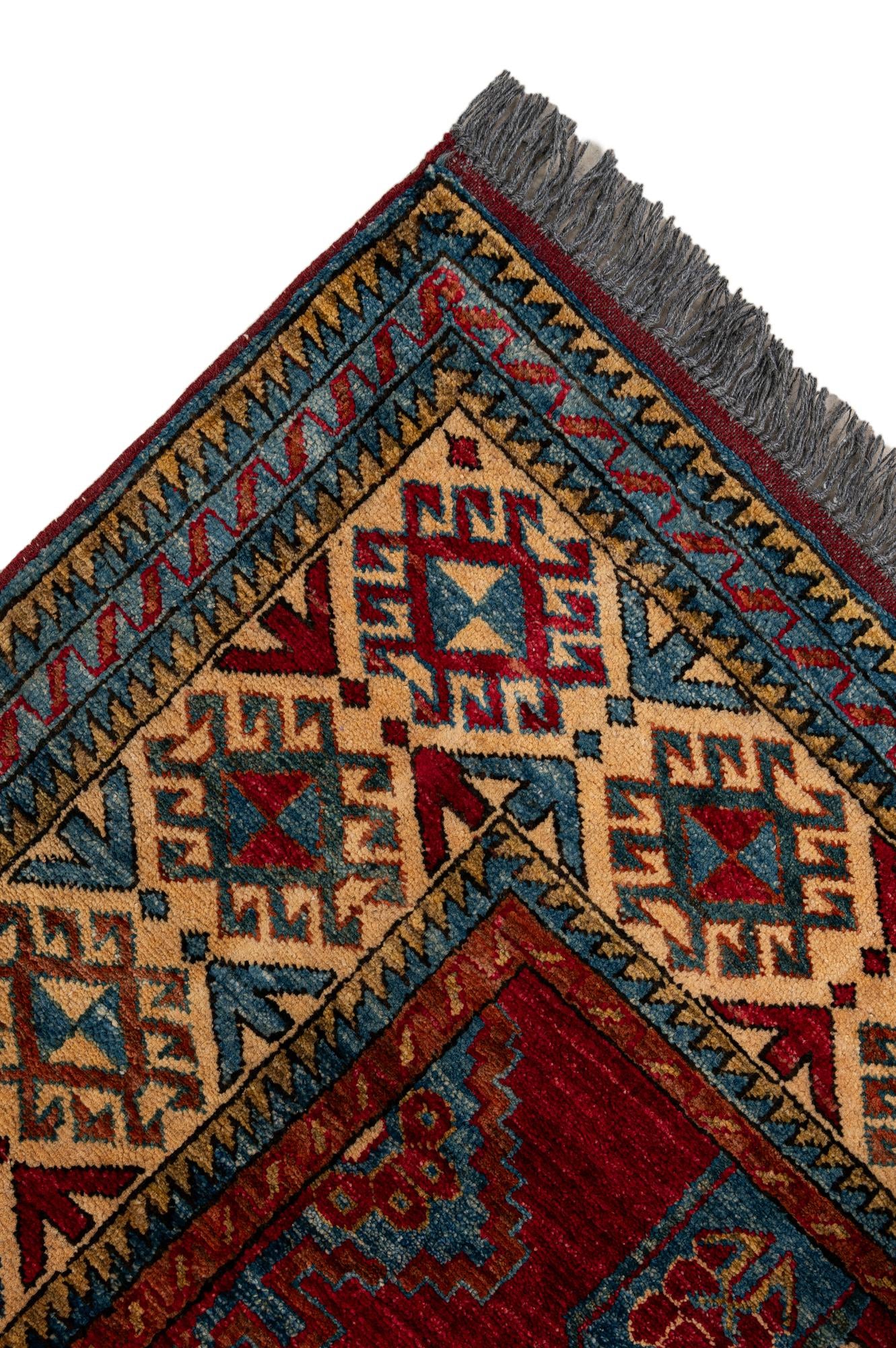 5' 2 x 6' 5 Hand Knotted Kazak Wool Rug
