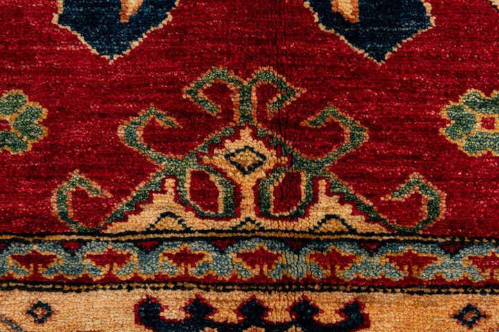 5' 1 x 7' 3 Hand Knotted Kazak Wool Rug