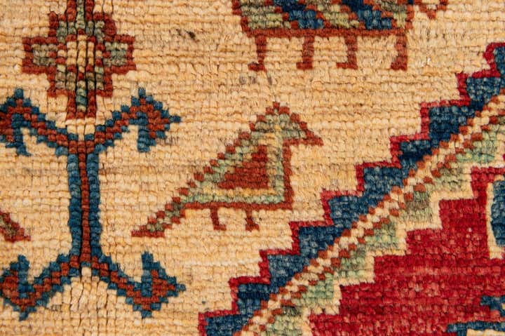 4' 10 x 7' 8 Hand Knotted Kazak Oriental Wool Rug