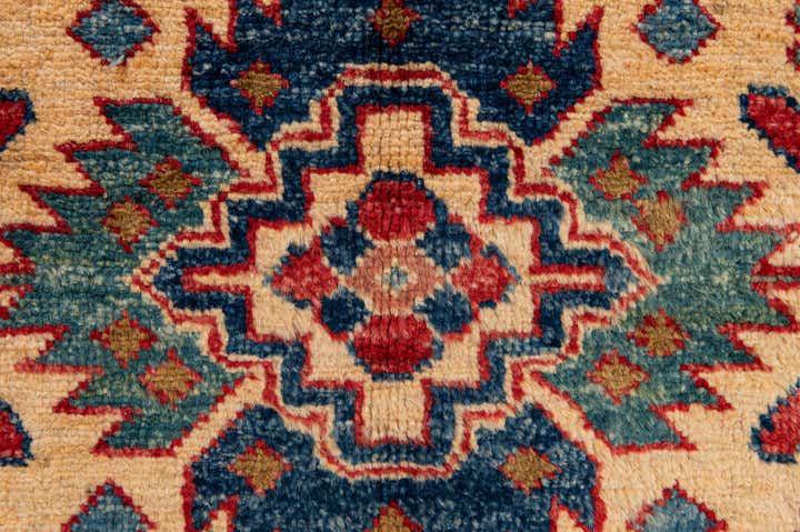 4' 5 x 6' 10 Hand Knotted Kazak Wool Rug