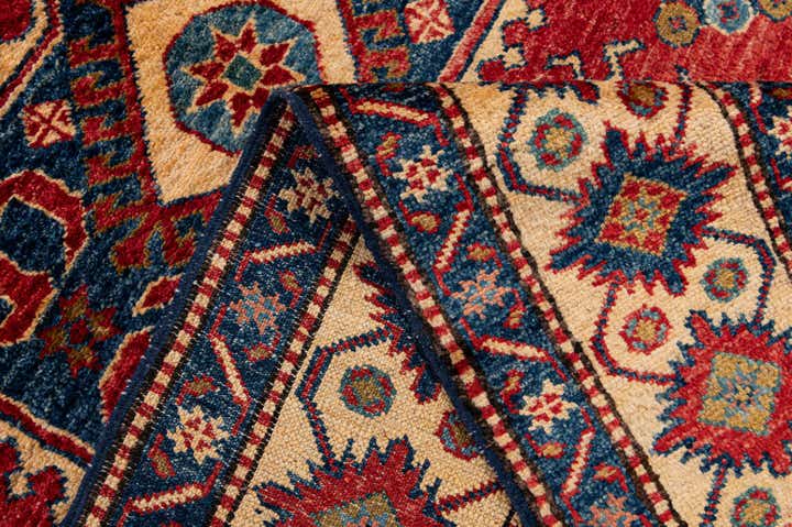 4' 5 x 6' 10 Hand Knotted Kazak Wool Rug