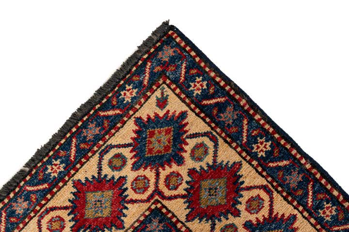 4' 5 x 6' 10 Hand Knotted Kazak Wool Rug