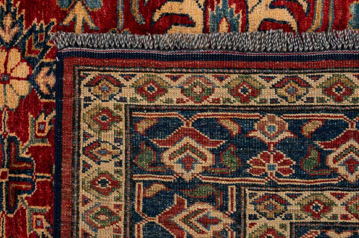 4' 10 x 6' 4 Hand Knotted Kazak Wool Rug