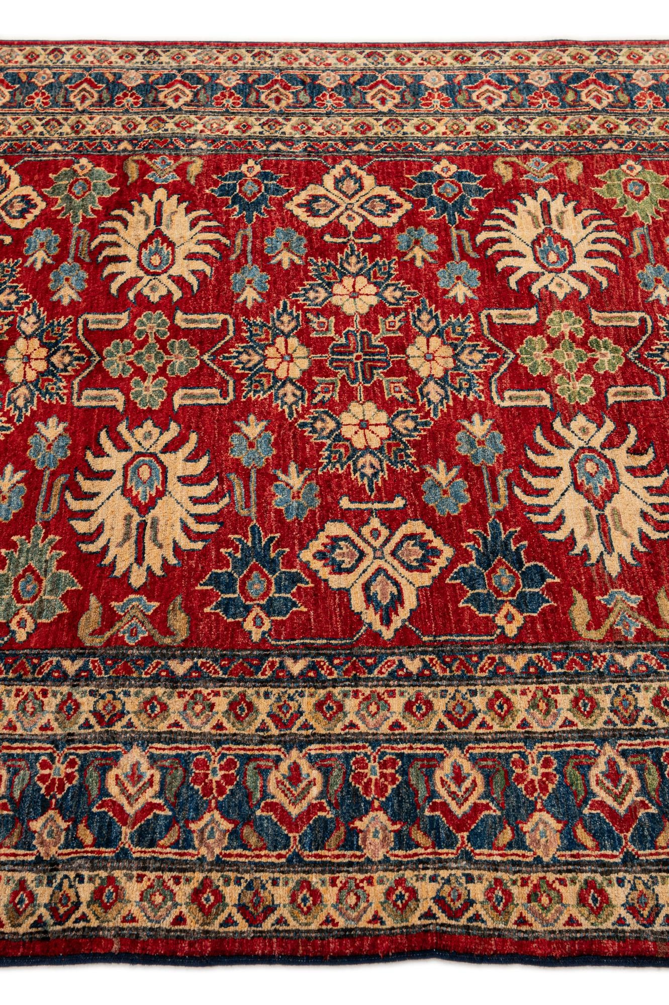 4' 10 x 6' 4 Hand Knotted Kazak Wool Rug