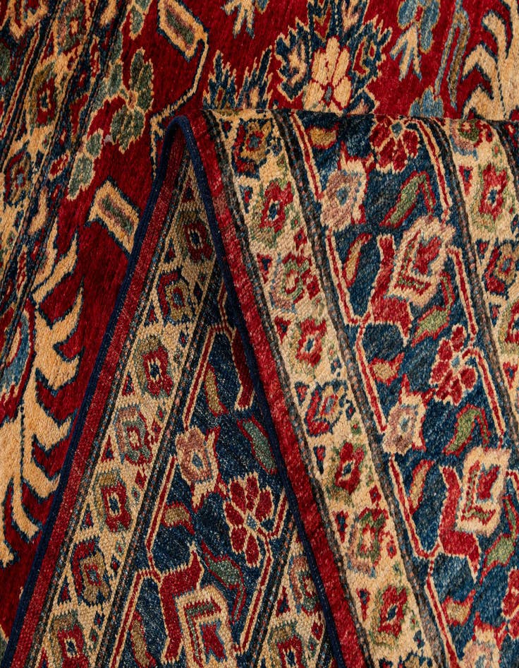 Detail image of 4' 10 x 6' 4  Hand Knotted Kazak Wool Rug