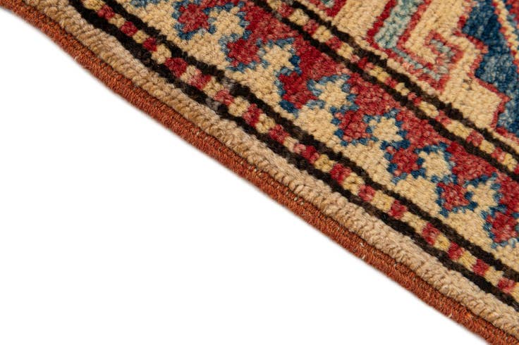 Detail image of 4' 5 x 6' 10 Hand Knotted Kazak Wool Rug