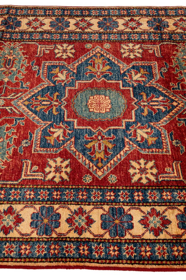 Detail image of 4' 6 x 6' 10 Hand Knotted Kazak Wool Rug