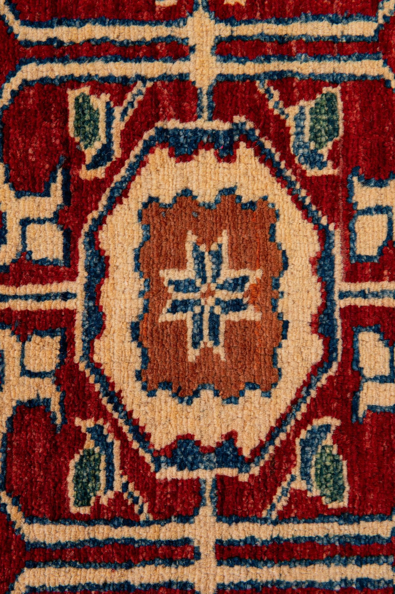 4' x 6' Hand Knotted Kazak Wool Rug