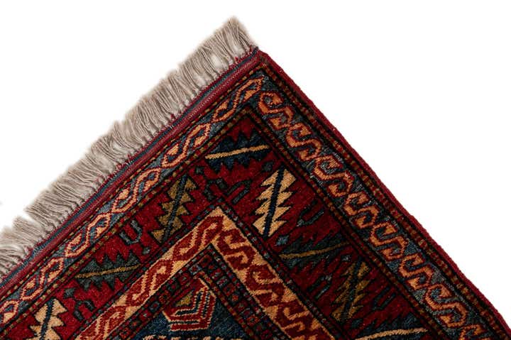 4' x 5' 2 Hand Knotted Kazak Wool Rug