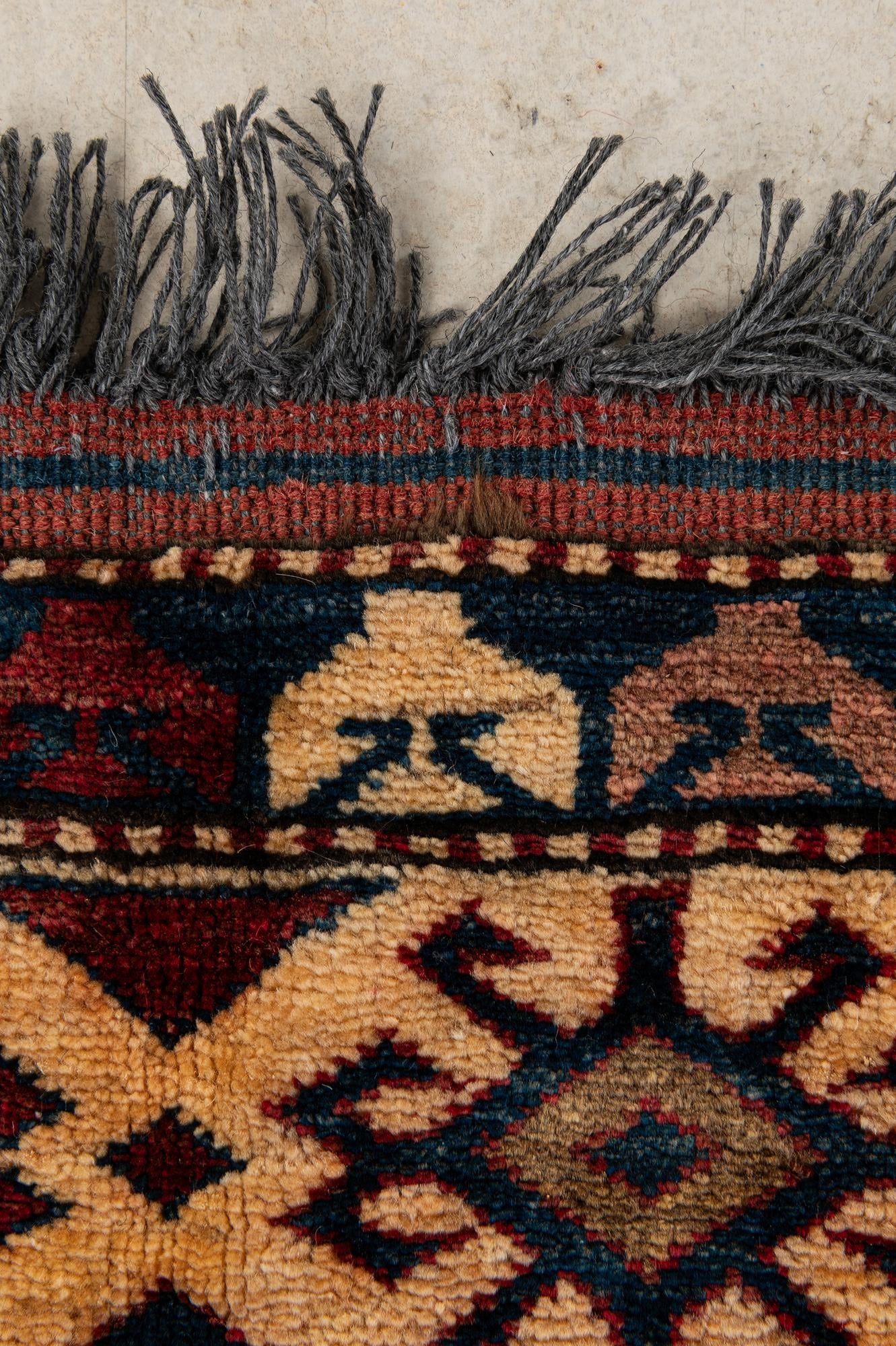 4' 10 x 6' 11 Hand Knotted Kazak Oriental Wool Rug