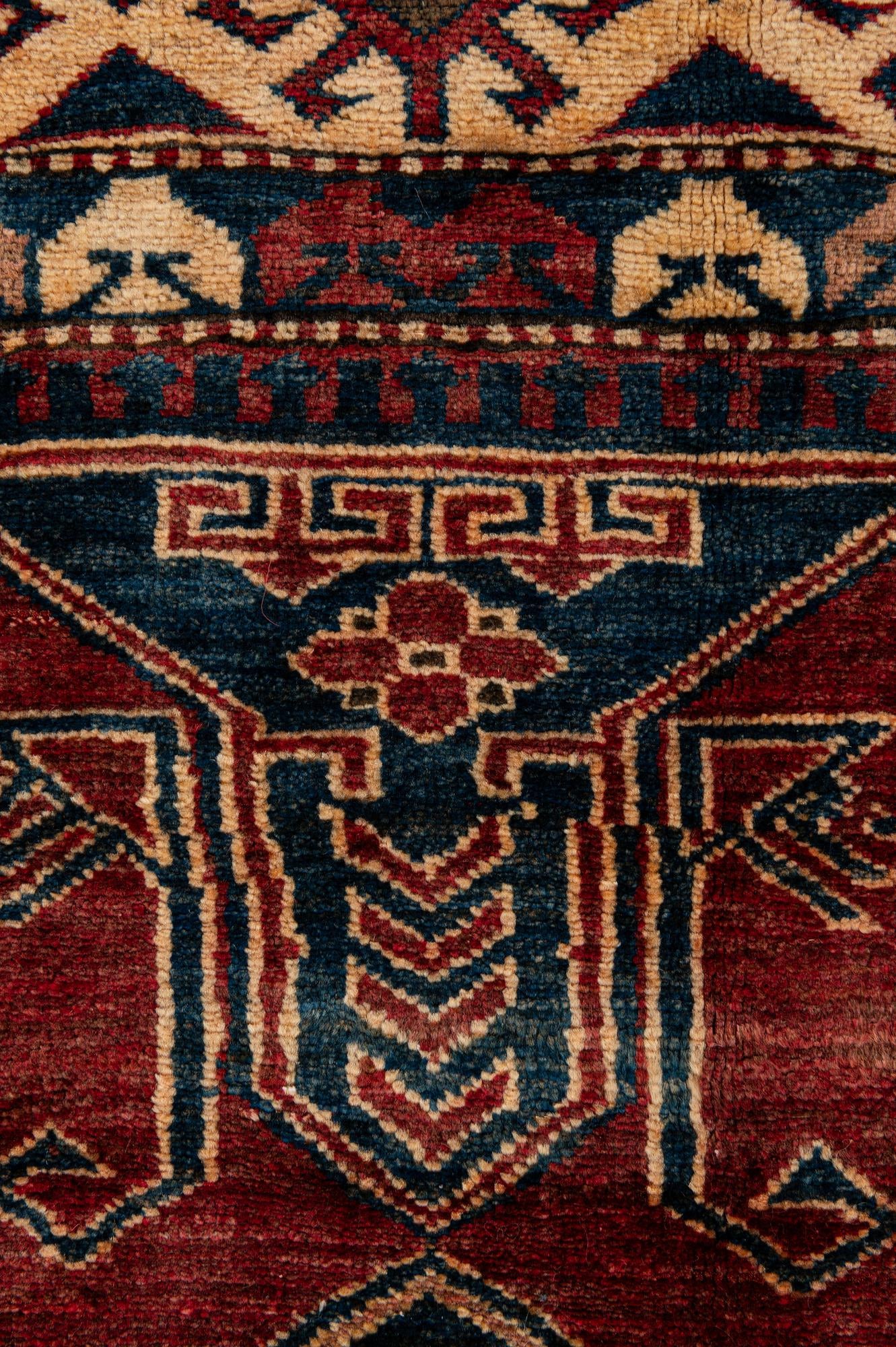 4' 10 x 6' 11 Hand Knotted Kazak Oriental Wool Rug