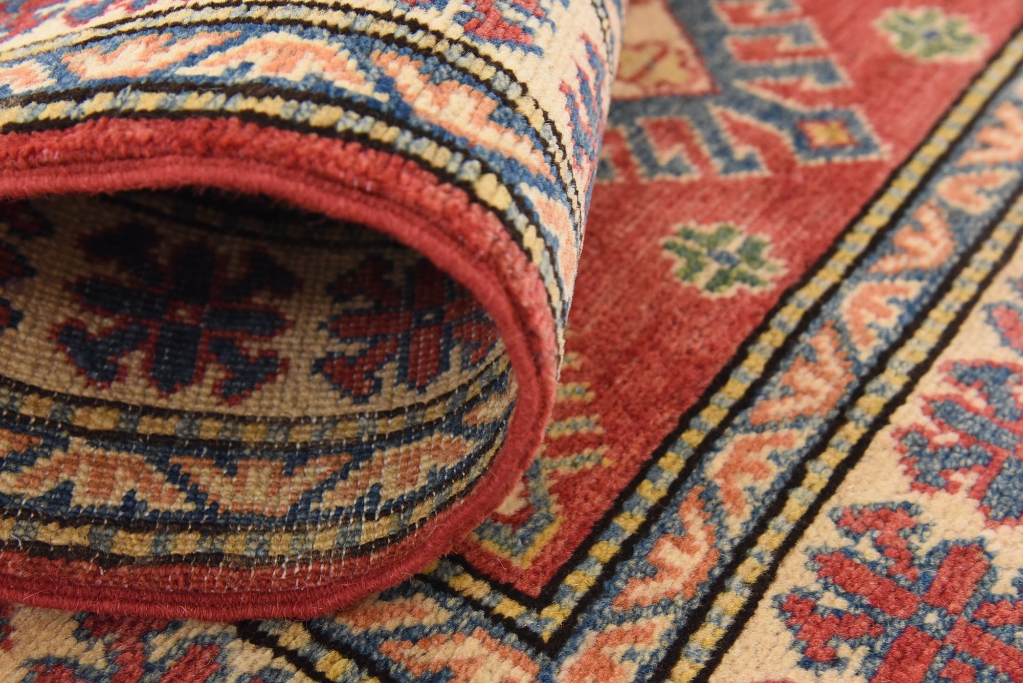 2' 10 x 4' 2 Hand Knotted Kazak Oriental Rug
