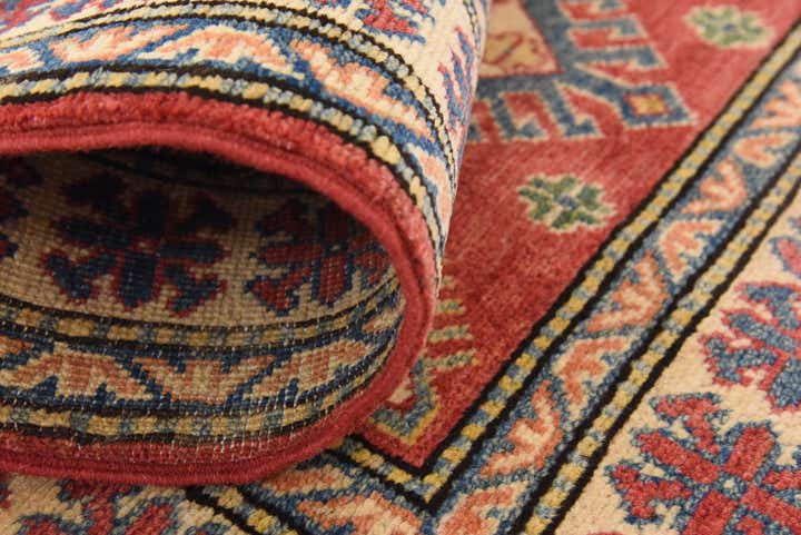 2' 10 x 4' 2 Hand Knotted Kazak Oriental Rug