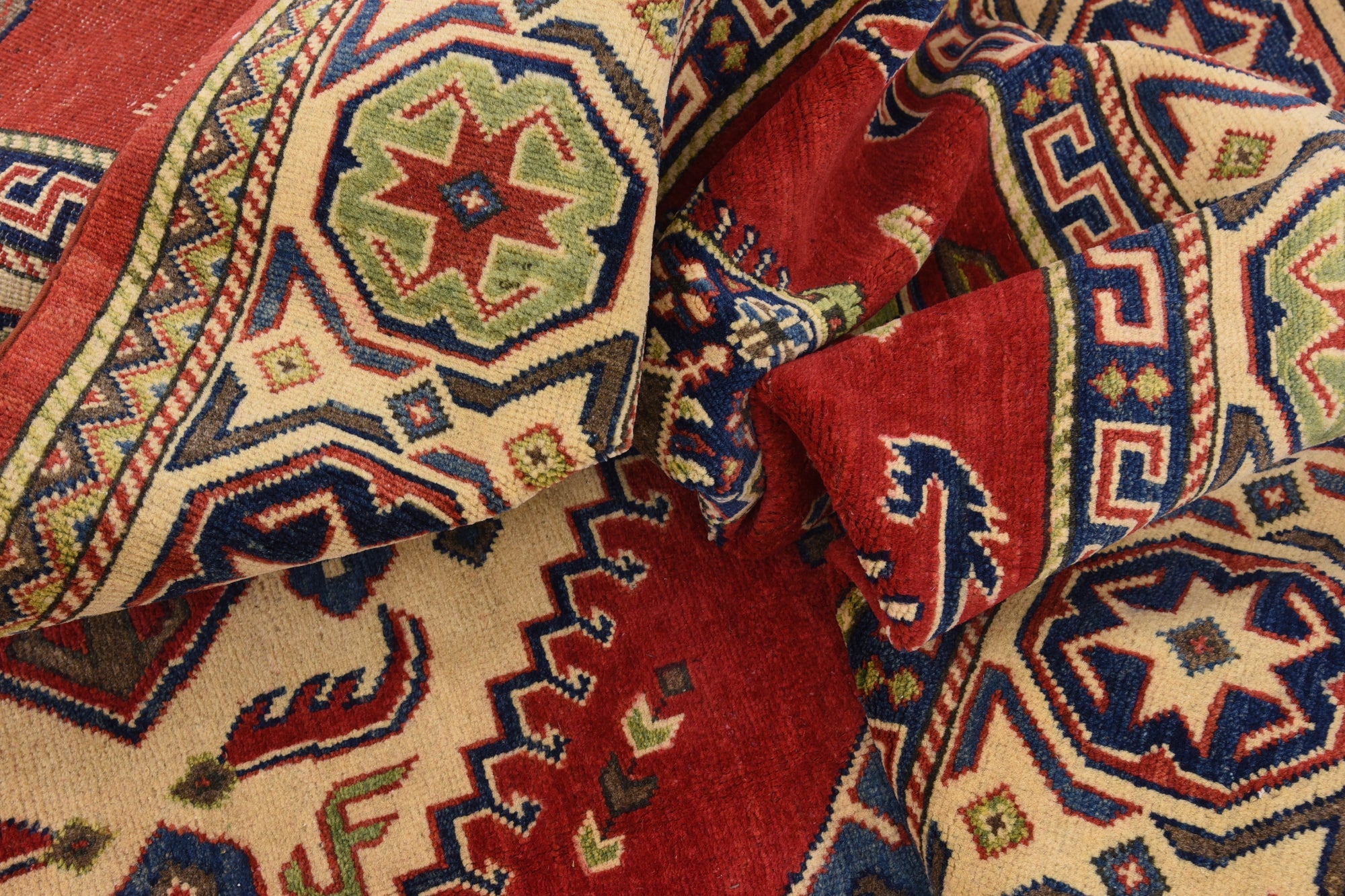 6' 7 x 10' Hand Knotted Kazak Oriental Rug