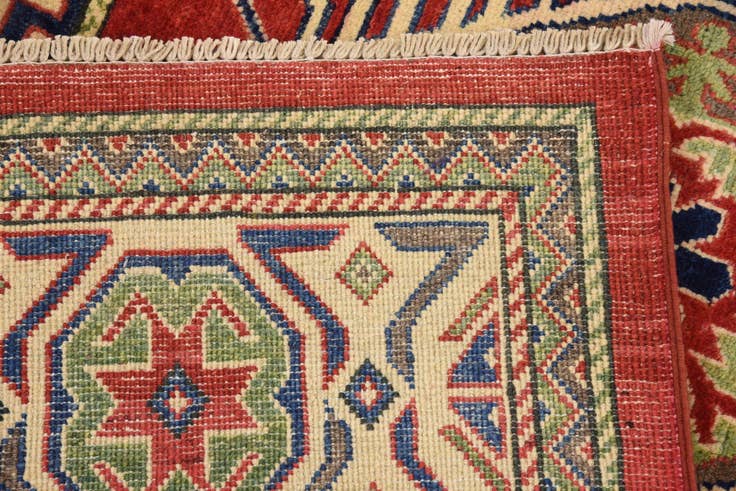Detail image of 6' 7 x 10' Hand Knotted Kazak Oriental Rug