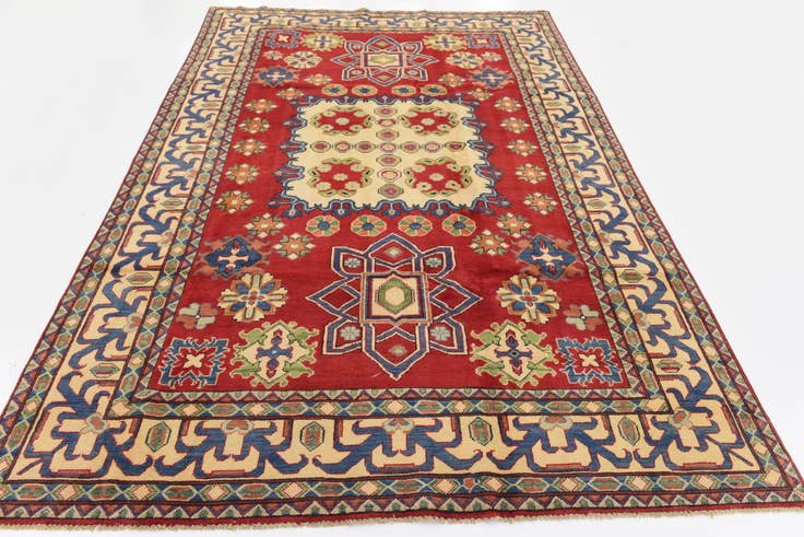 Detail image of 6' 6 x 9' 10 Hand Knotted Kazak Oriental Rug