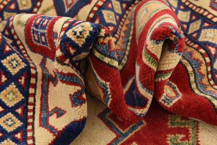 6' 1 x 8' 10 Hand Knotted Kazak Oriental Rug
