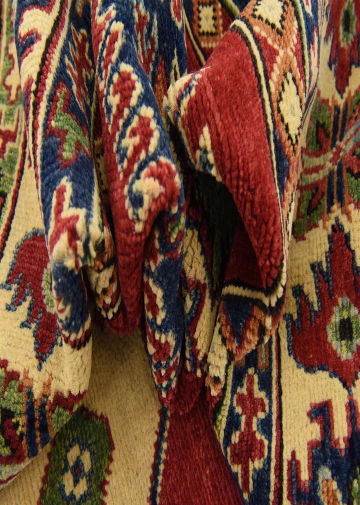 6' x 9' 2 Hand Knotted Kazak Oriental Rug