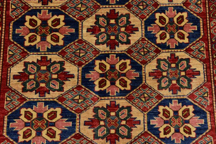 Detail image of 4' 2 x 5' 10 Hand Knotted Kazak Rug
