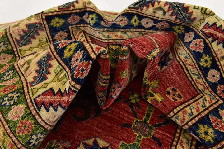 4' x 6' 2 Hand Knotted Kazak Rug