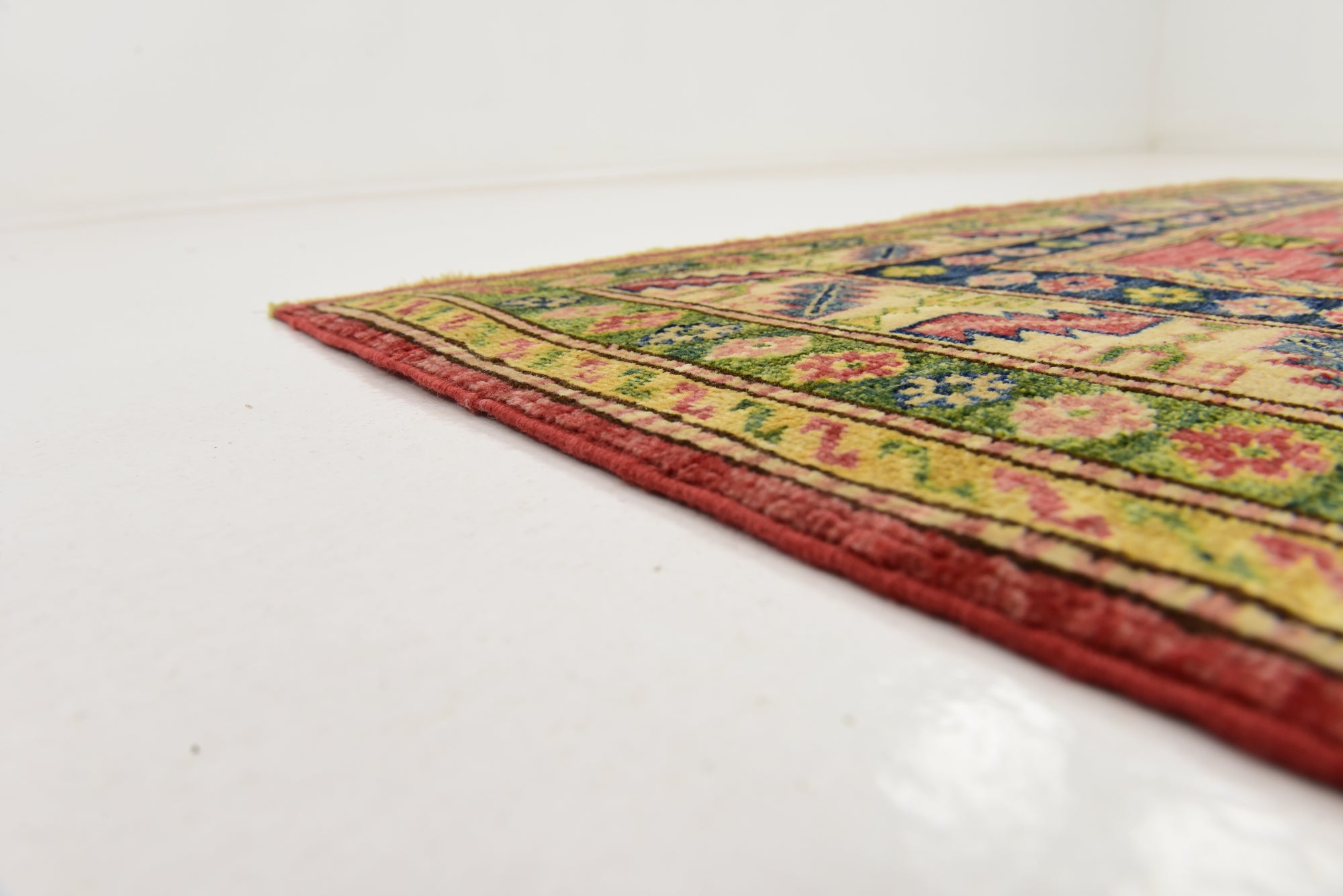 4' x 6' 2 Hand Knotted Kazak Rug