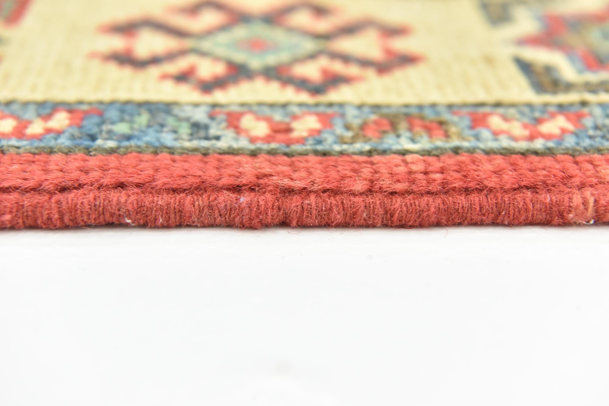 2' 8 x 4' 2 Hand Knotted Kazak Rug