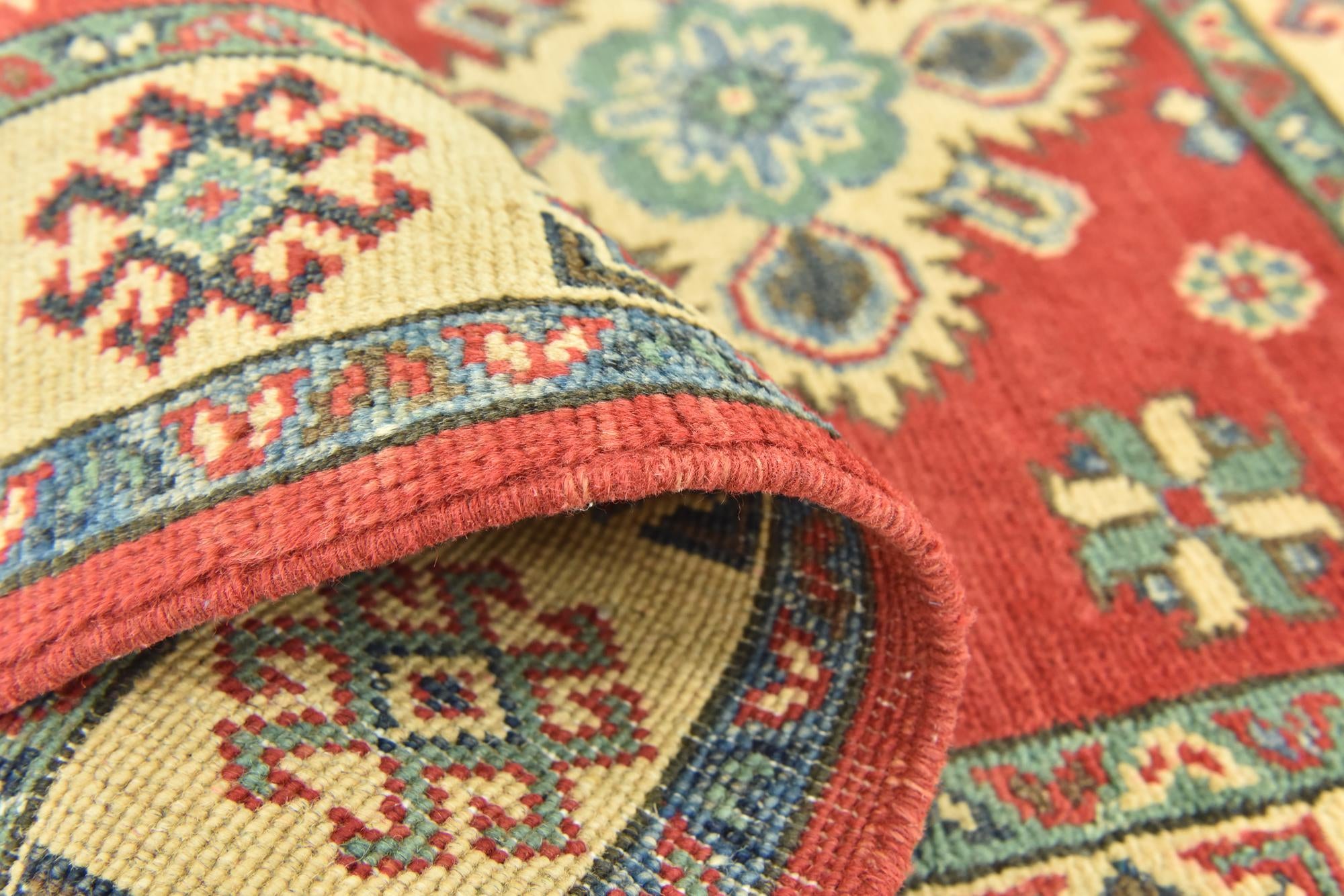2' 8 x 4' 2 Hand Knotted Kazak Rug