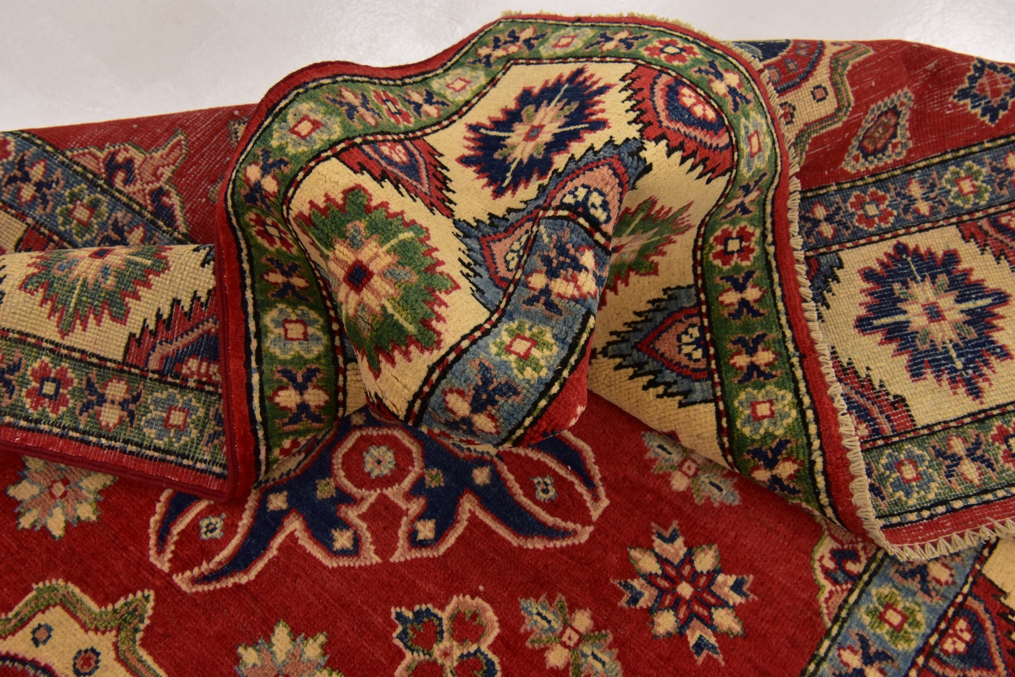 5' x 6' 8 Hand Knotted Kazak Oriental Rug