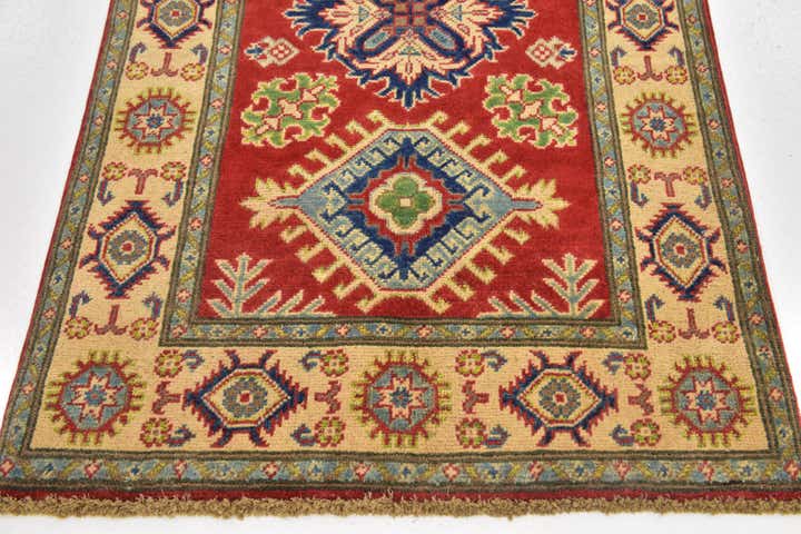 2' 8 x 4' 2 Hand Knotted Kazak Rug