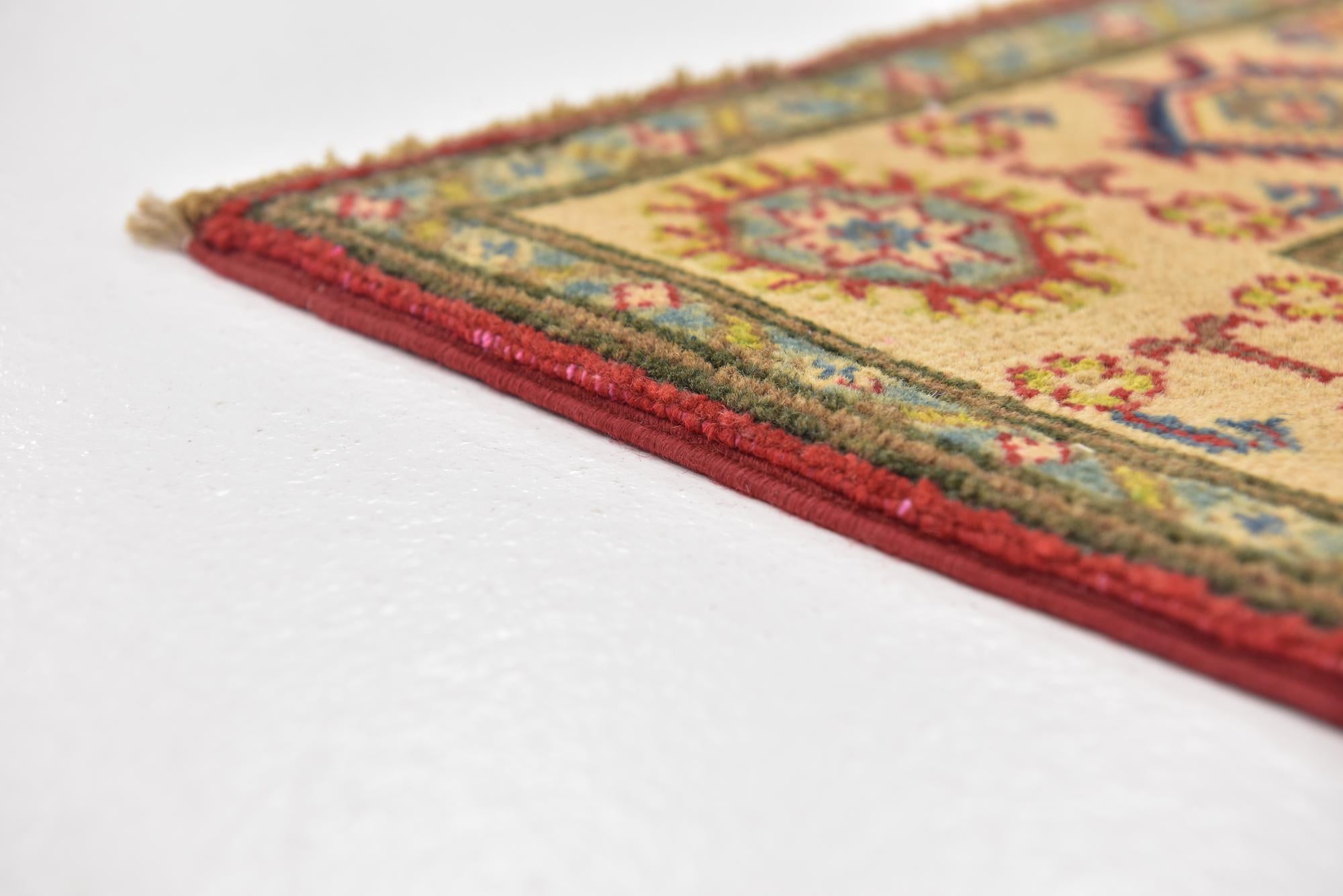2' 8 x 4' 2 Hand Knotted Kazak Rug