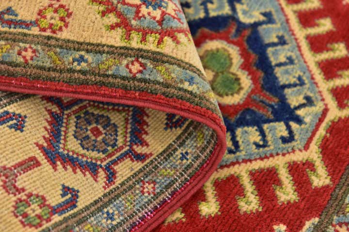2' 8 x 4' 2 Hand Knotted Kazak Rug