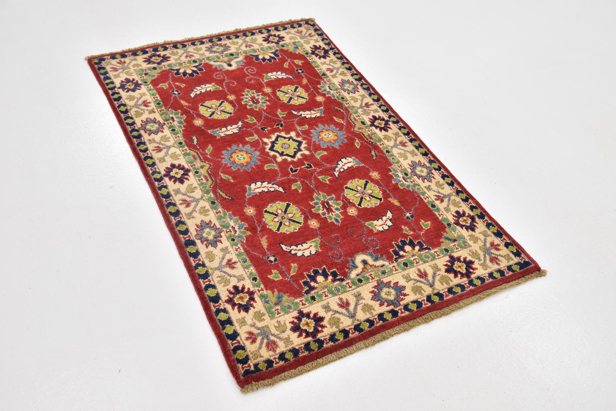 2' 7 x 4' 2 Hand Knotted Kazak Rug