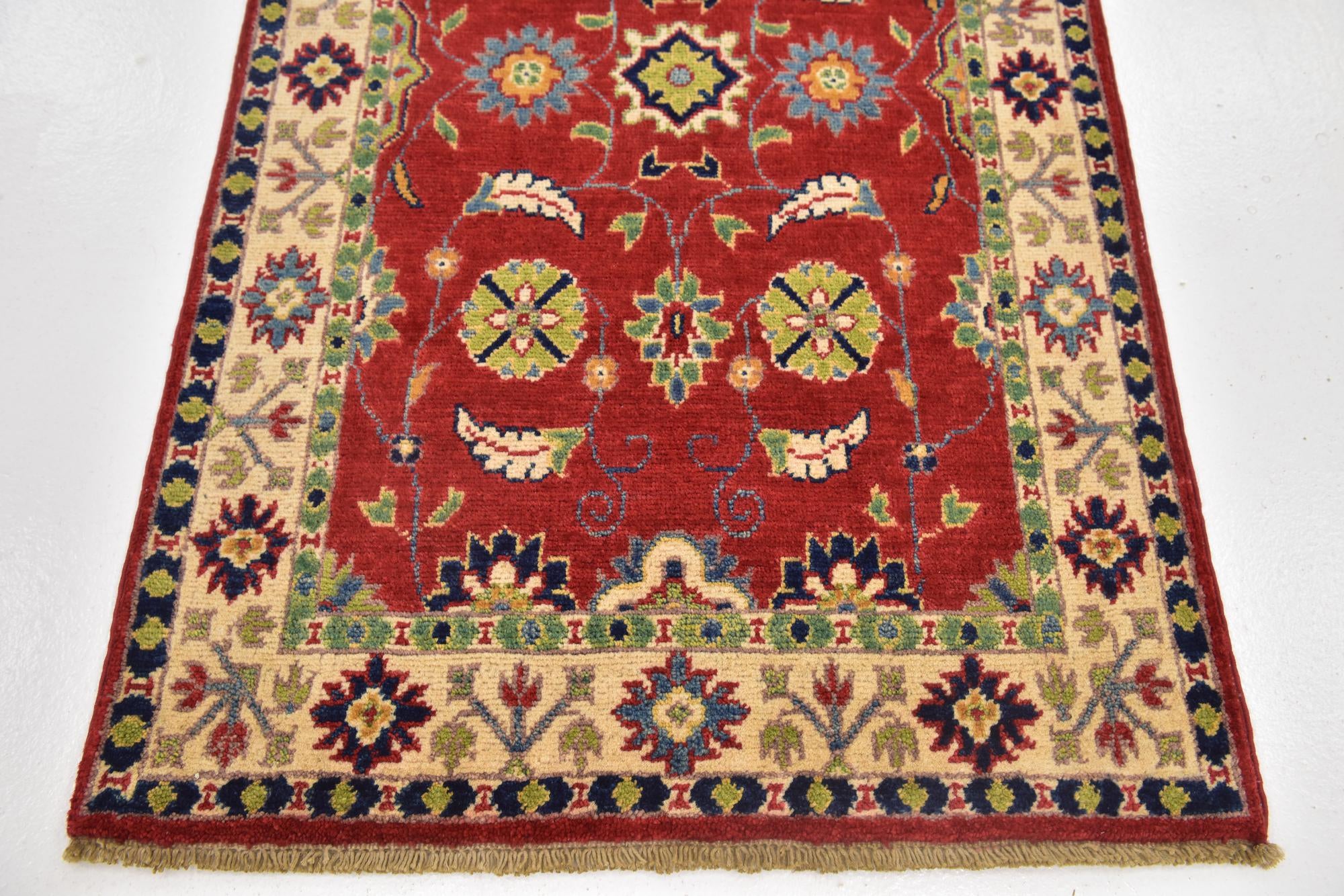 2' 7 x 4' 2 Hand Knotted Kazak Rug