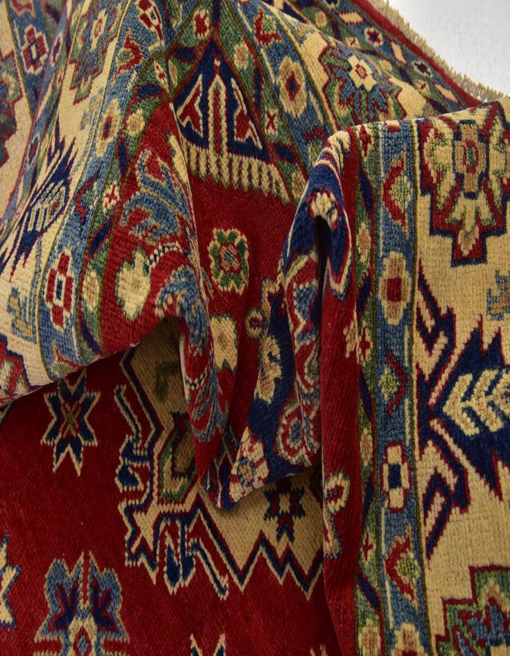 Detail image of 5' x 7' Hand Knotted Kazak Rug