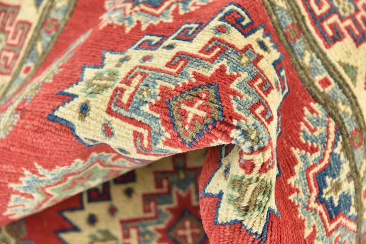 2' 8 x 4' 2 Hand Knotted Kazak Rug