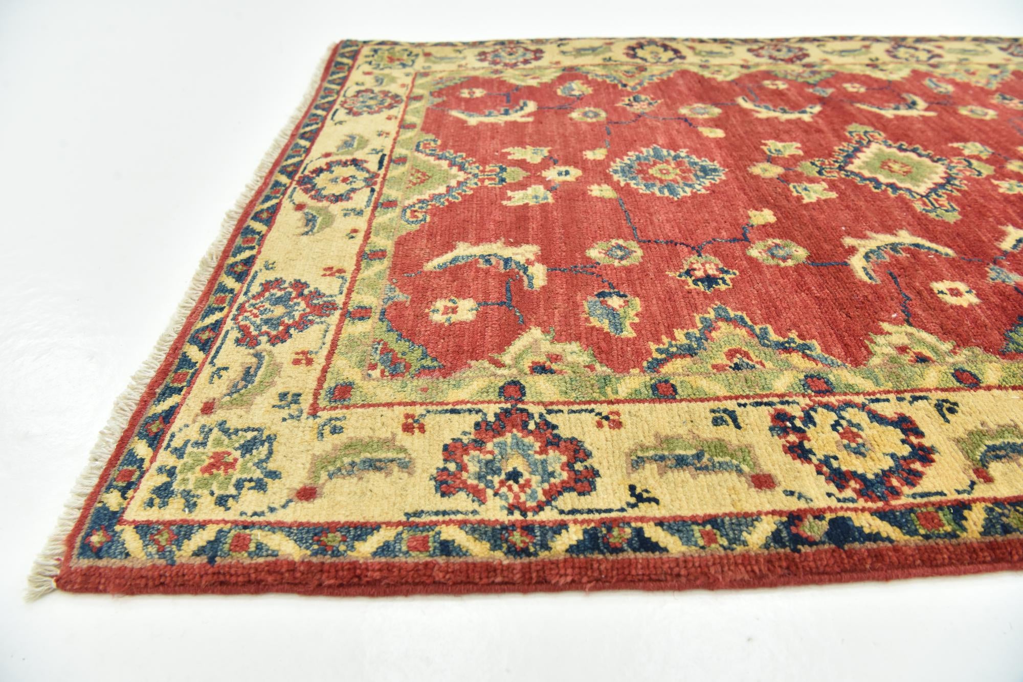 2' 9 x 4' Hand Knotted Kazak Rug