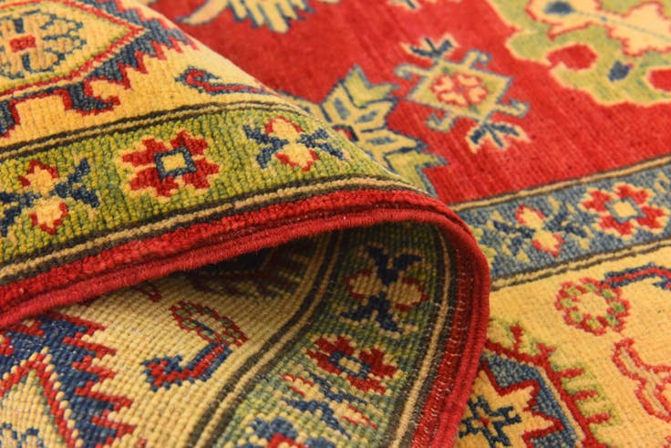 Detail image of 4' 10 x 6' 10 Hand Knotted Kazak Rug