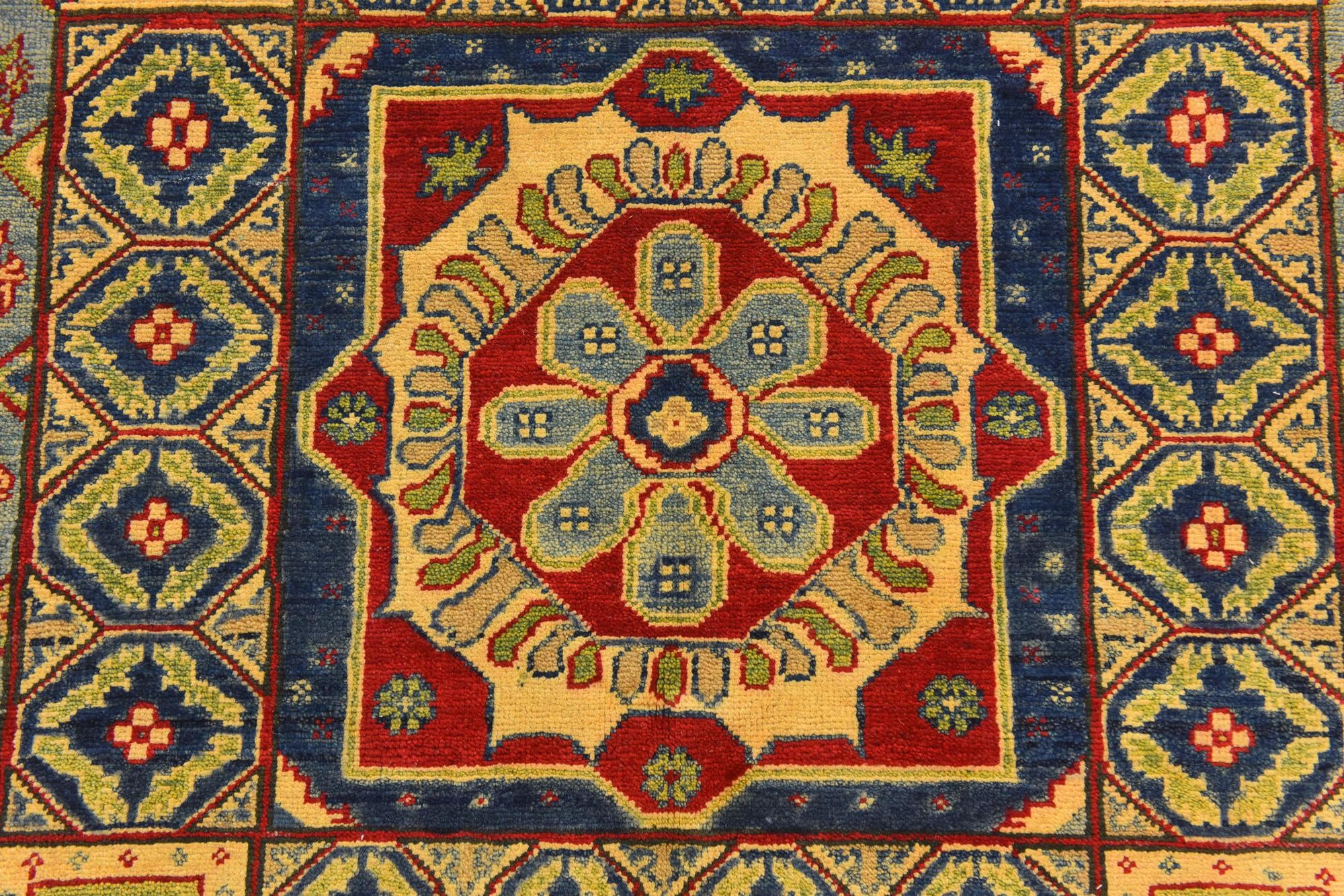 5' 2 x 6' 7 Hand Knotted Kazak Rug