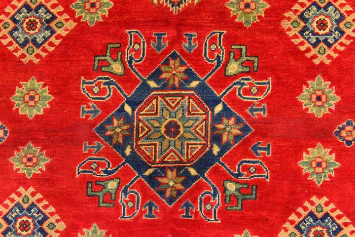 5' x 6' 6 Hand Knotted Kazak Rug