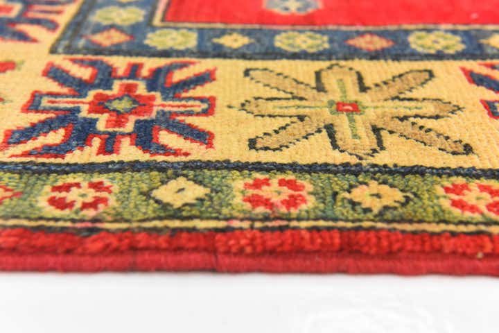 5' x 6' 6 Hand Knotted Kazak Rug