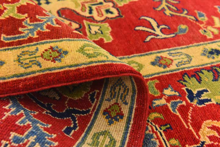 5' 2 x 6' 9 Hand Knotted Kazak Rug