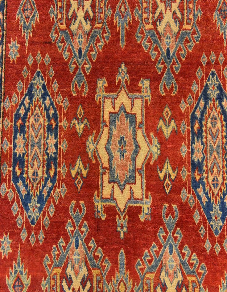 Detail image of 4' 10 x 7' 4  Hand Knotted Kazak Rug