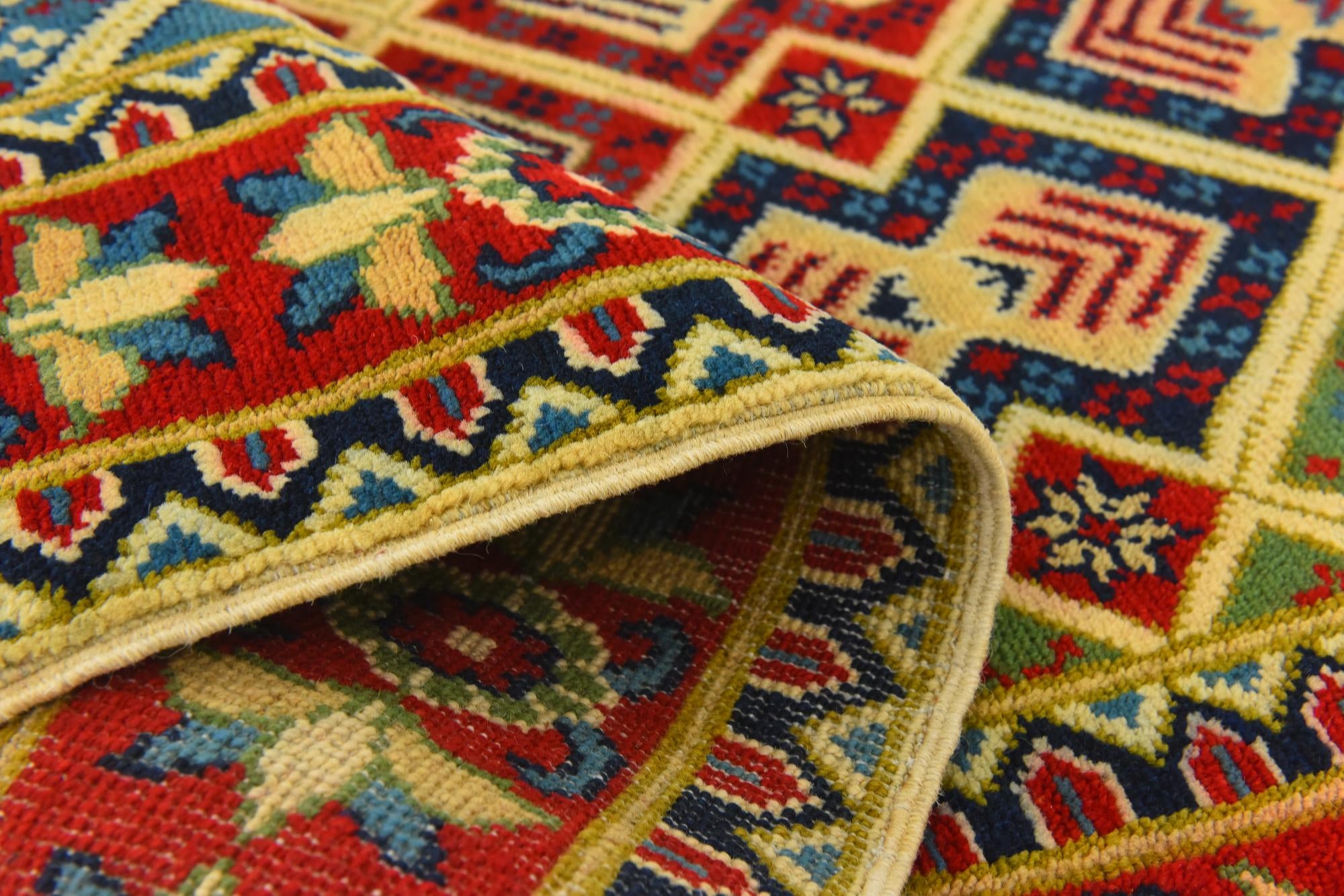 5' 2 x 6' 7 Hand Knotted Kazak Rug