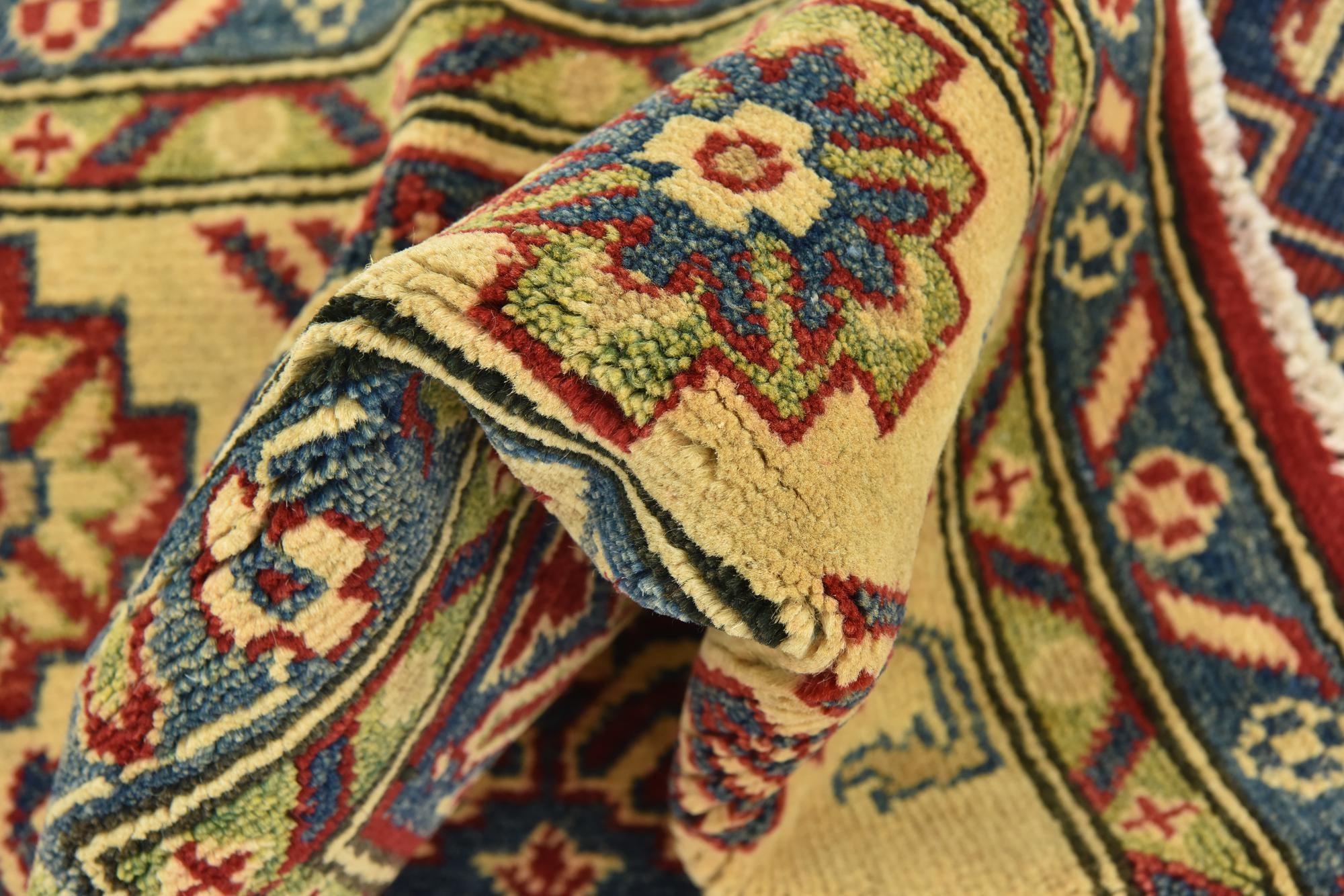5' 7 x 7' 10 Hand Knotted Kazak Rug