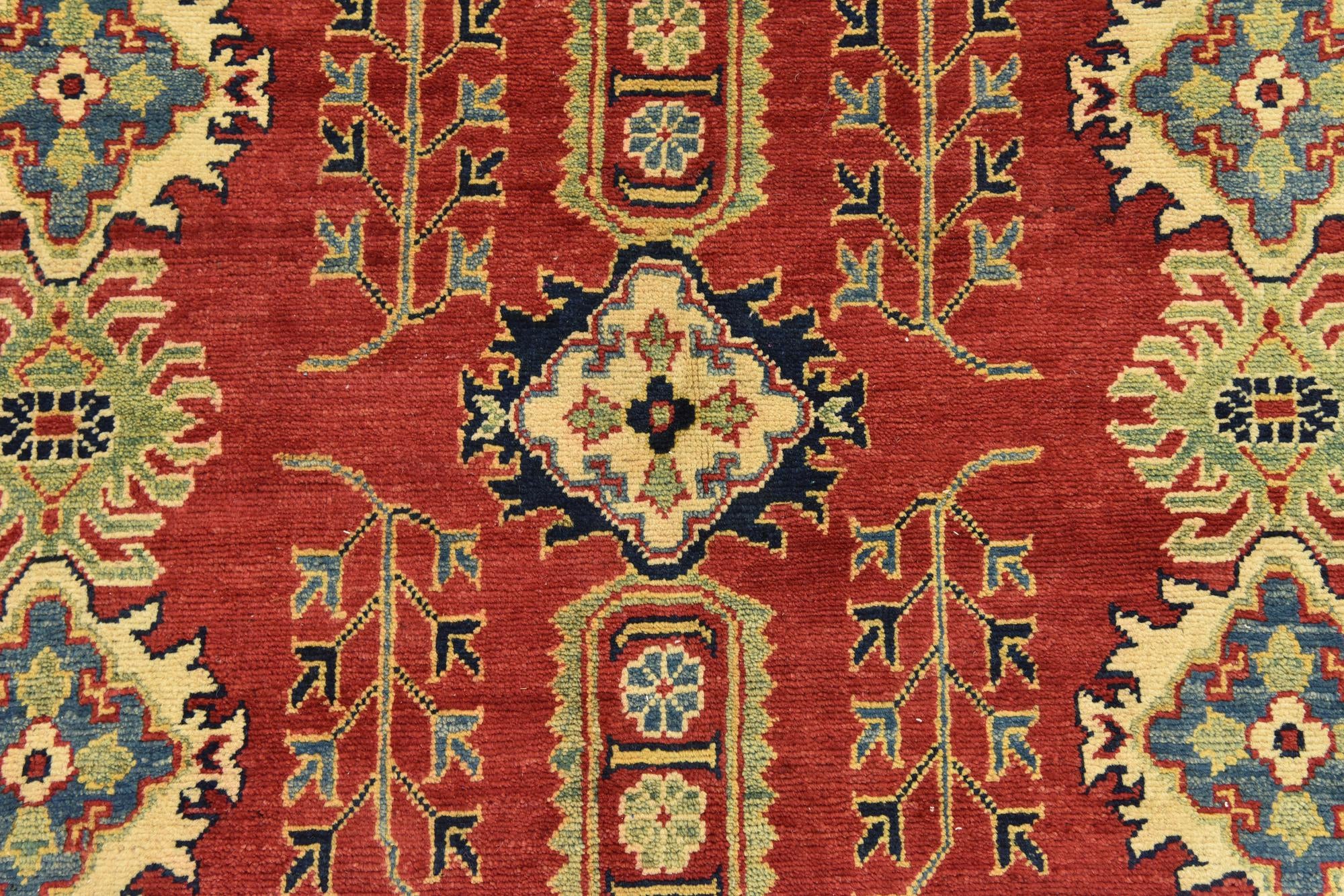 5' 6 x 8' 7 Hand Knotted Kazak Rug